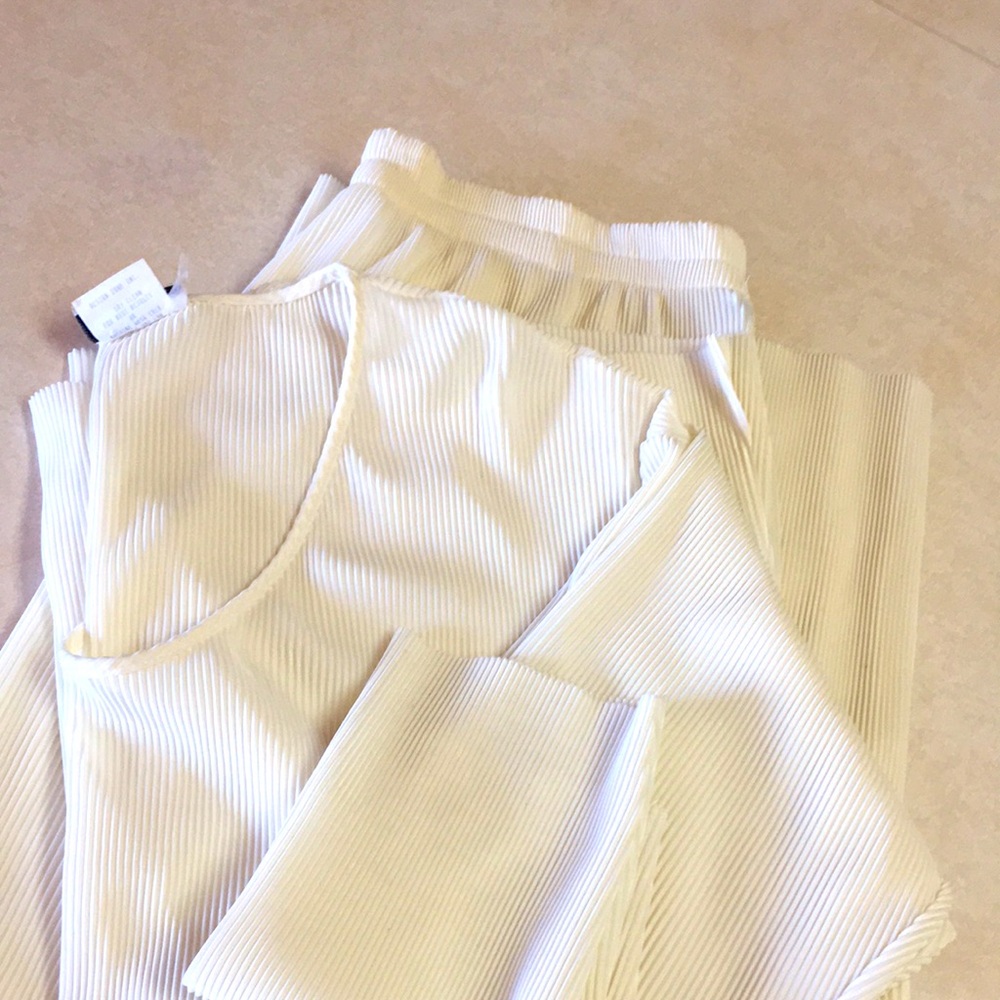 Vintage design zone 2 piece elastic waist pant long top outfit crinkle cream
